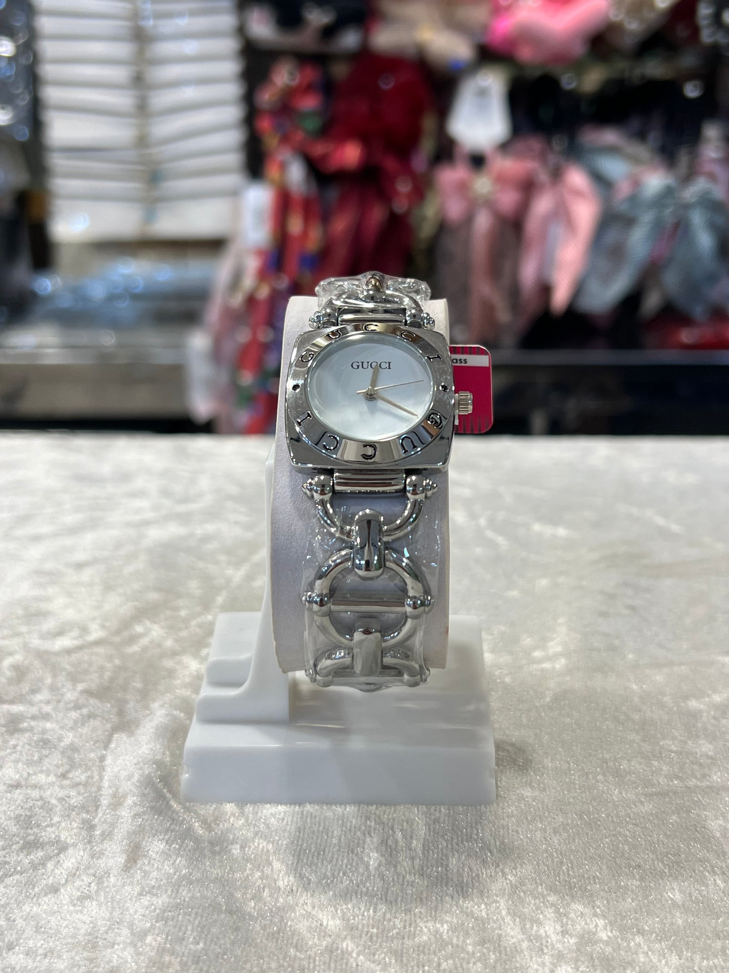 GUCCI silver band watch